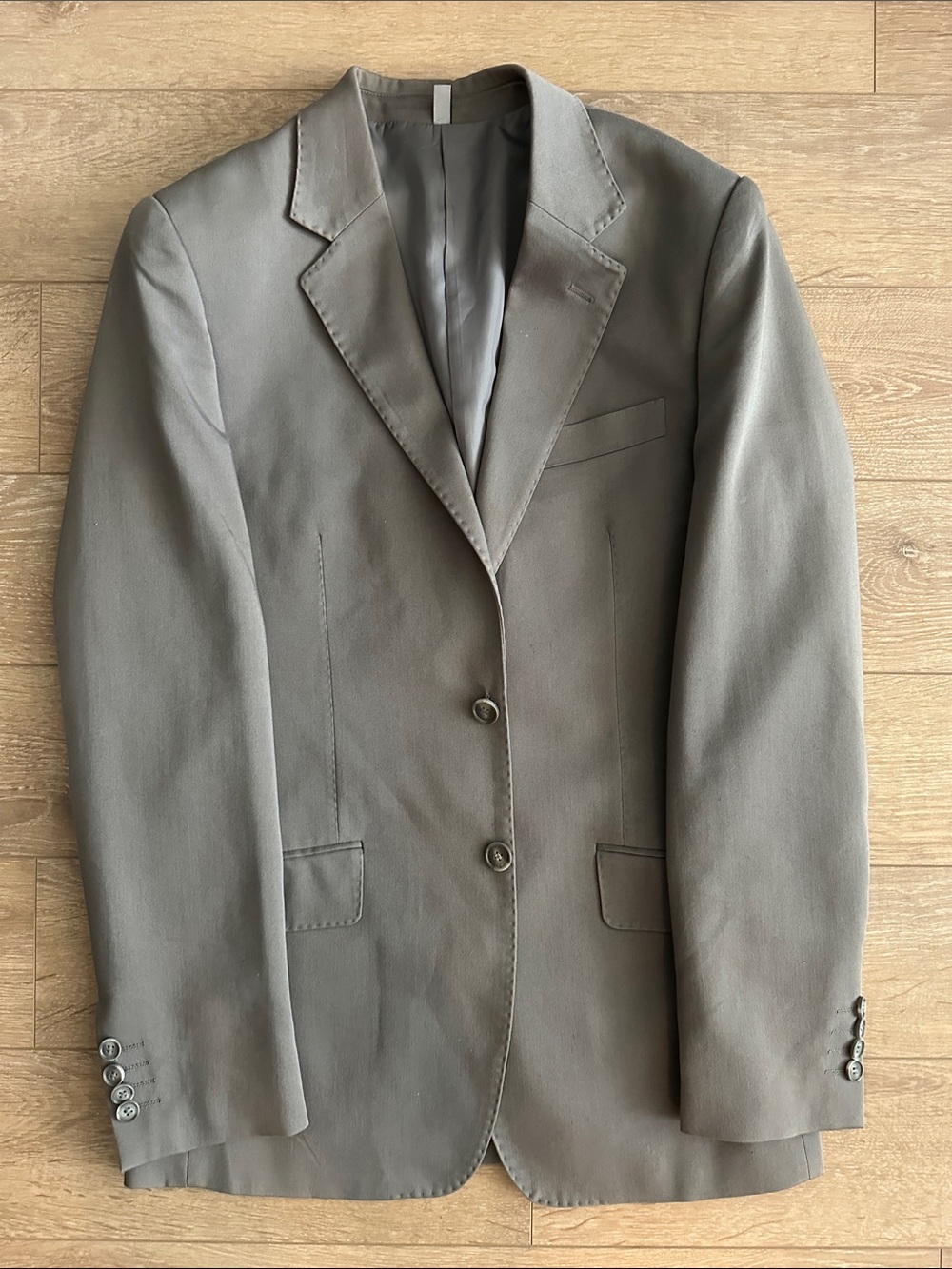 le chateau Men's Light Gray Two-Button Sport Coat
